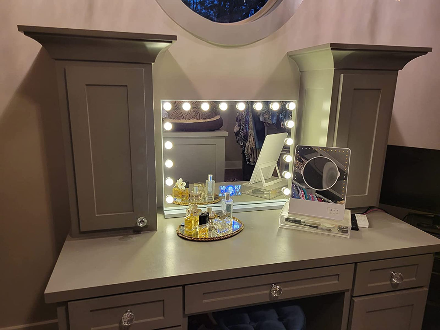 Xmas Discount Hollywood Large Vanity Mirror LCD Screen Speaker XXXL (W27.5" X L22.4") | 18 Dimmable LED Bulbs Mirror FENCHILIN - FENCHILIN